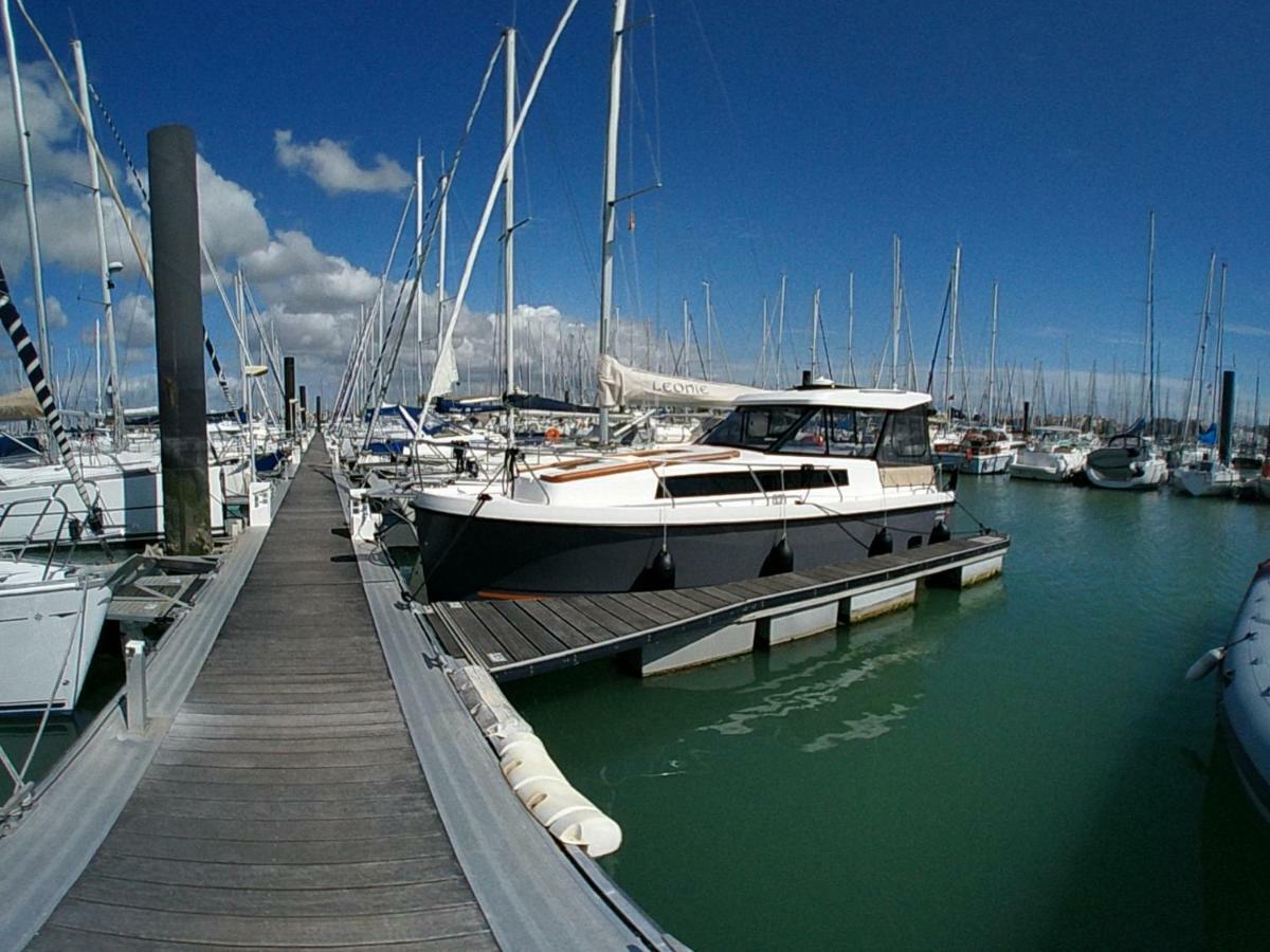 מלון La Rochelle Sur L'Eau מראה חיצוני תמונה