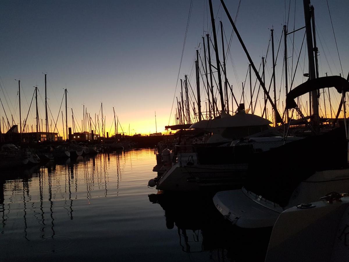 מלון La Rochelle Sur L'Eau מראה חיצוני תמונה
